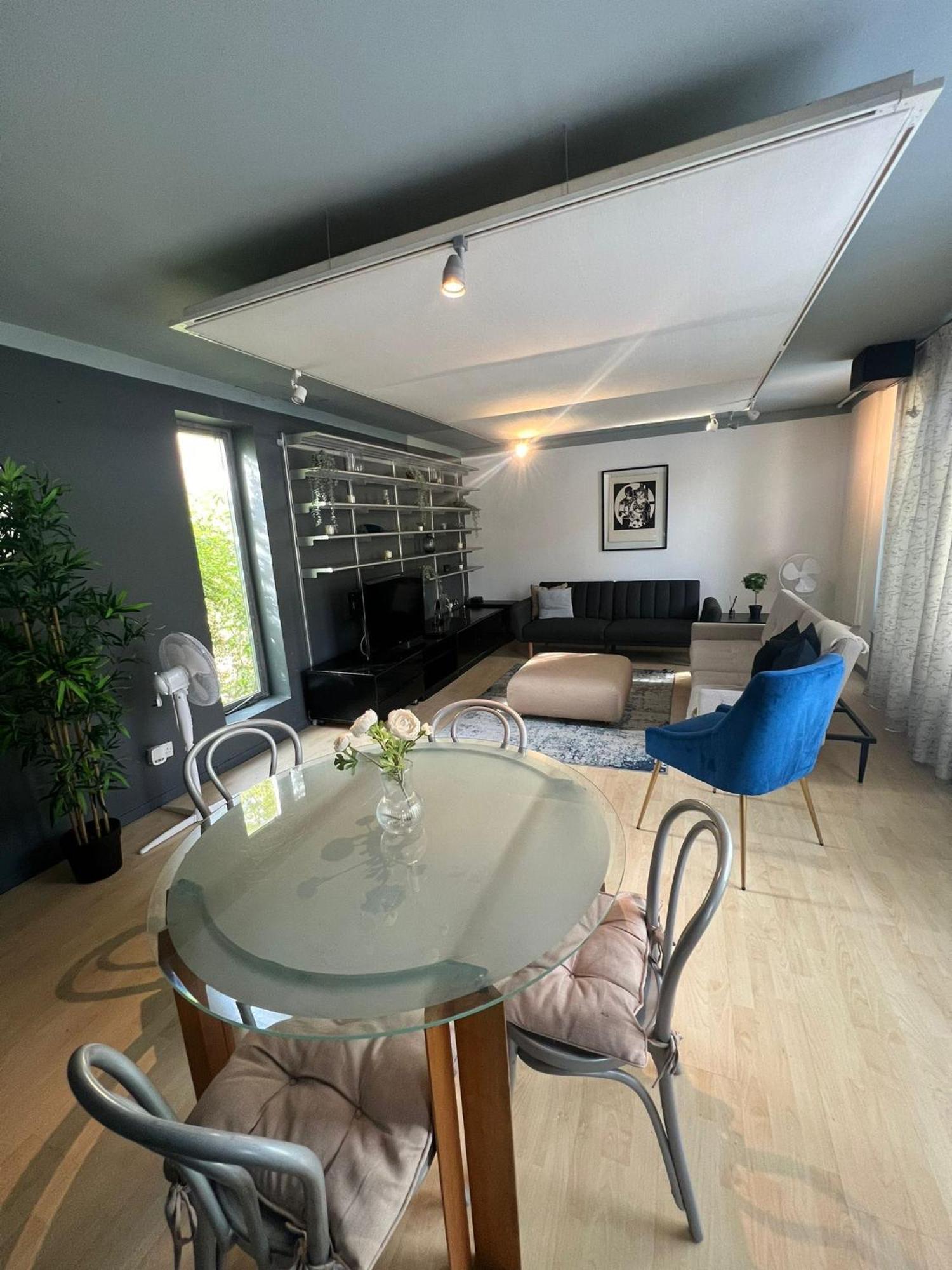 One Bed House In Camden Town Villa London Exterior photo