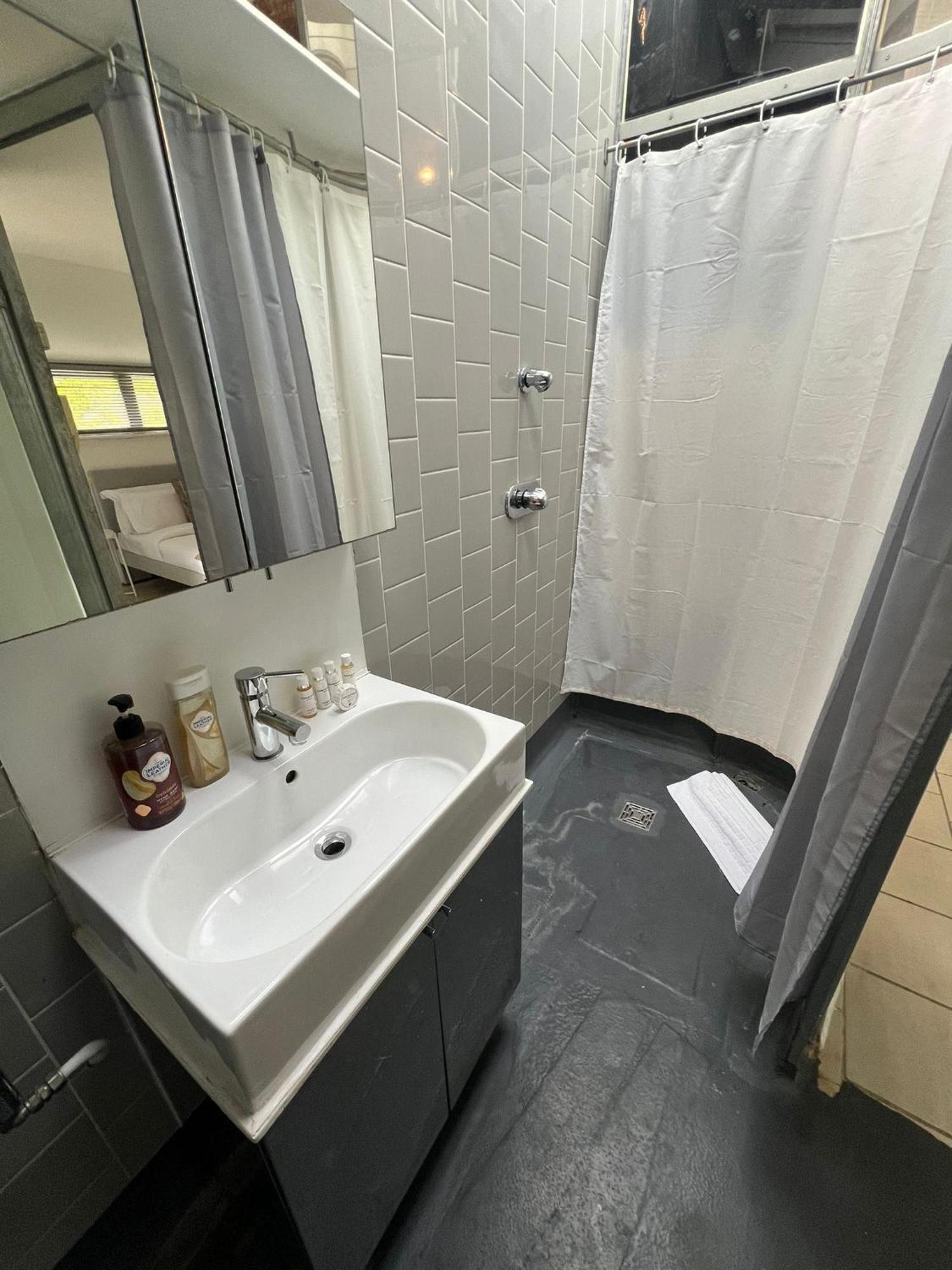 One Bed House In Camden Town Villa London Exterior photo