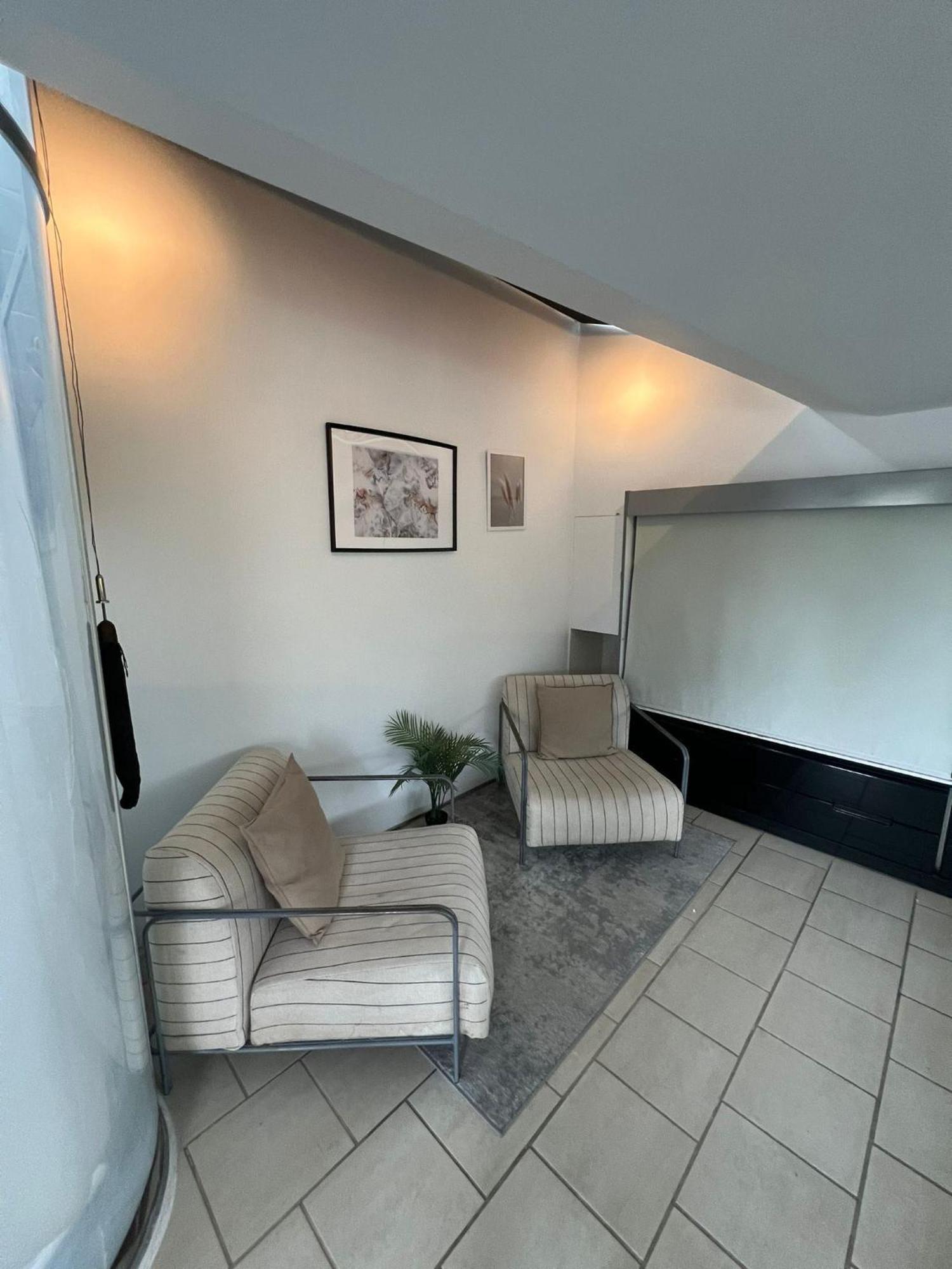 One Bed House In Camden Town Villa London Exterior photo